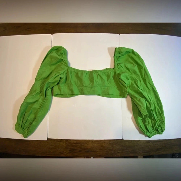 Unknown Brand Half Sleeve Green Crop Top B6 - Picture 1 of 4